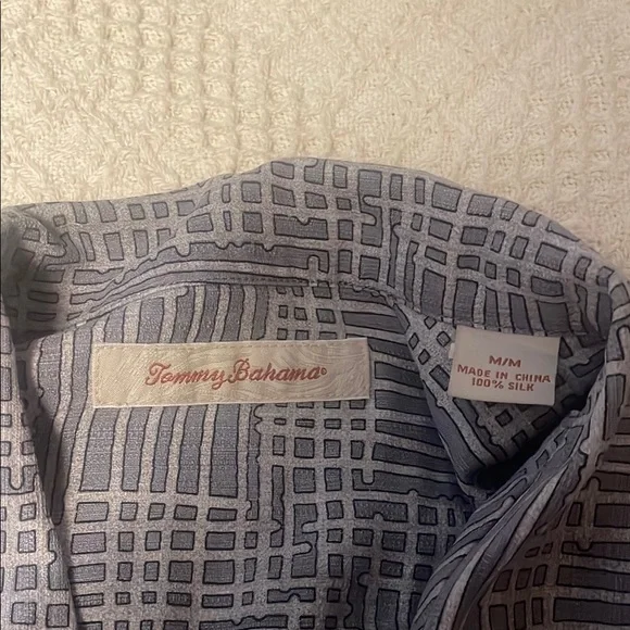 Tommy Bahama Silk Shirt - Picture 2 of 2